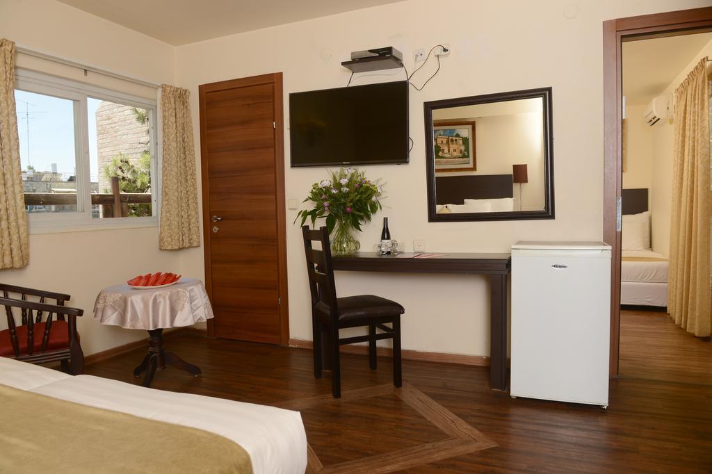 Hotel A Little House In Rechavia Jerusalén Habitación foto
